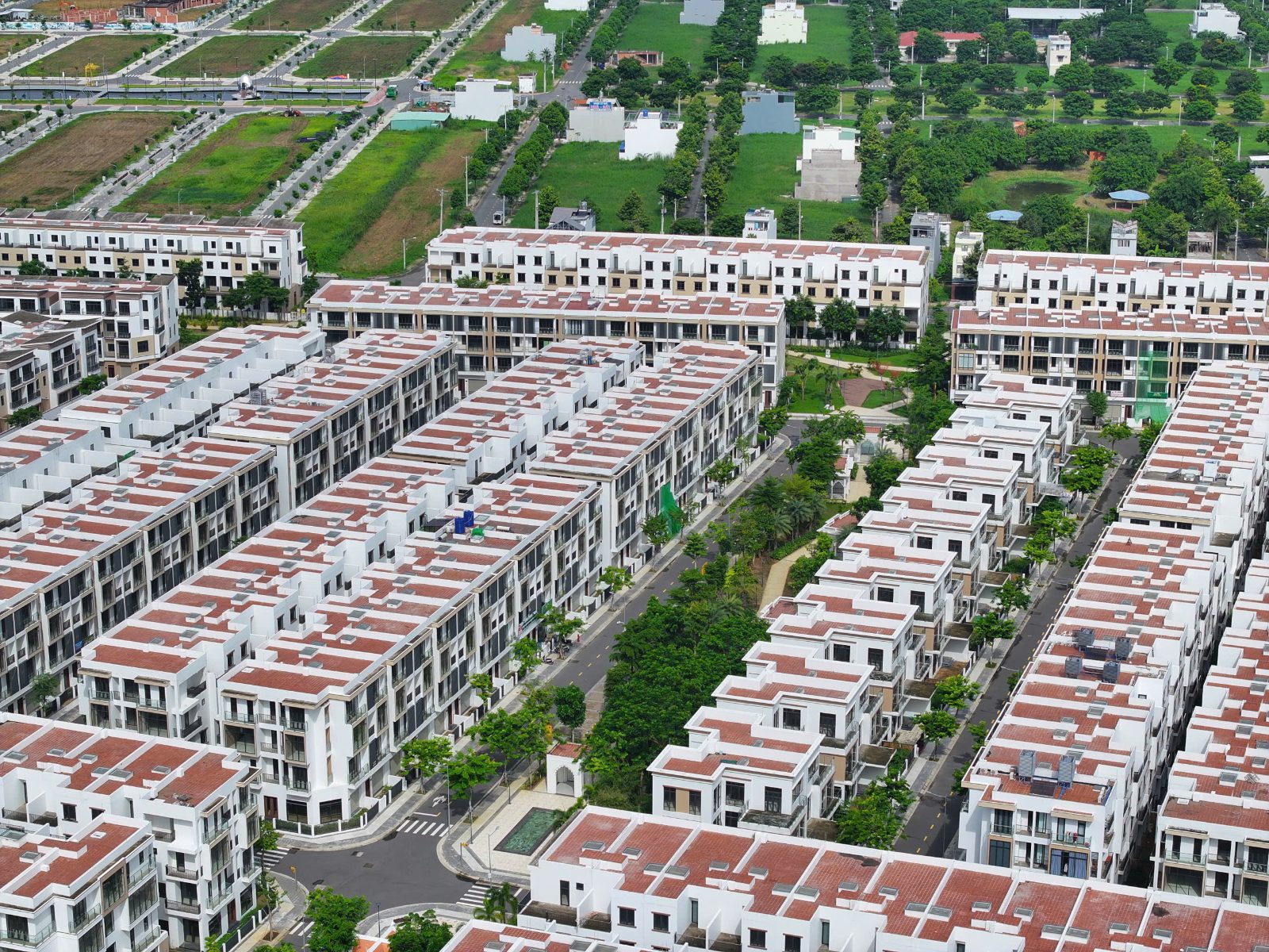 12 căn giỏ hàng mới CĐT mở bán (nhà xây sẵn) || thanh toán 20% nhận nhà, LS 0%/30 tháng, CK 17%