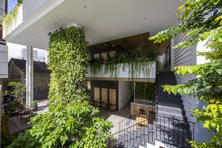 Babylon Garden