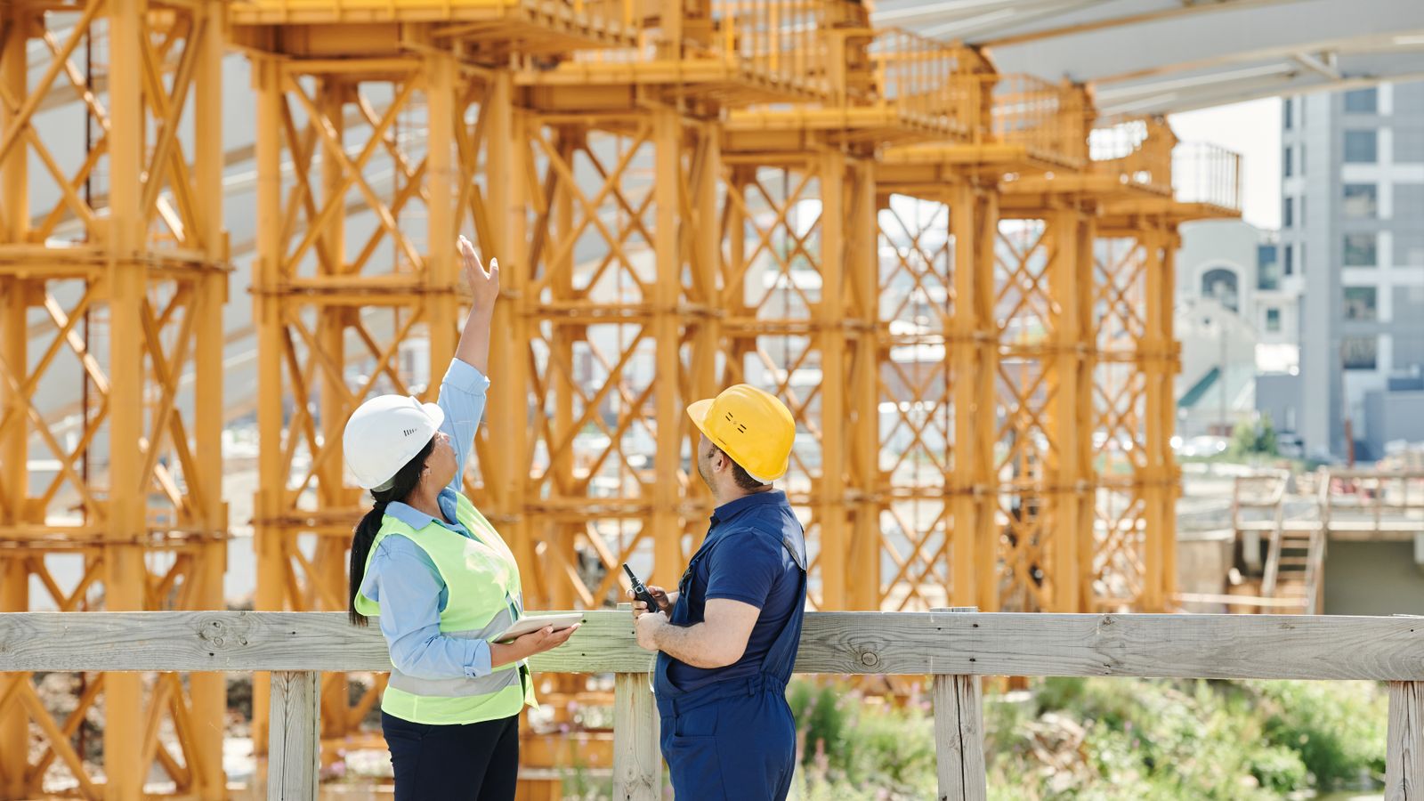 Đo đạc thửa đất để xét điều kiện cấp sổ đỏ
